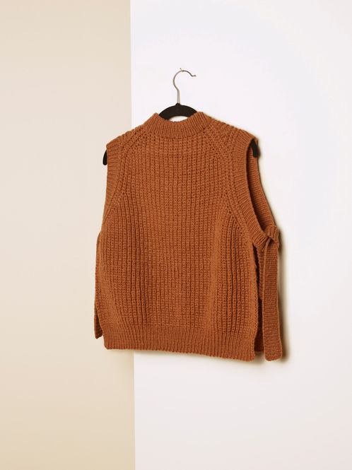 Hovedbilde 425-2 Dori vest